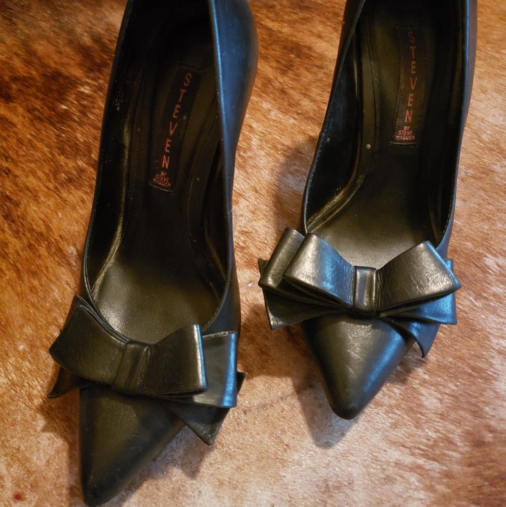 Black Heels with Bow